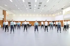 内蒙古艺术剧院歌舞团春训启动，为舞剧《骑兵》巡演蓄力图片