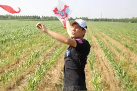 潍坊风筝行业领军人物风采录｜丁传庆：既是风筝的传承者，也是风筝的创新者图片