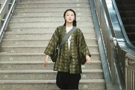 找到了！她是北京地铁5号线上的“女乘客”图片