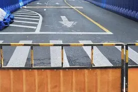 广元一商户反映附近路段封闭多年未动工要求补偿，住建局：推算4月施工图片