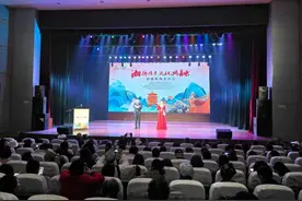 《吐鲁番盛典》大型歌舞巡演活动在湖南湘潭启动图片