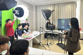 羊山电商小镇：用营商“软环境”促园区“硬发展”图片