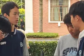 要上天！乐山14岁男孩造了枚“火箭”图片