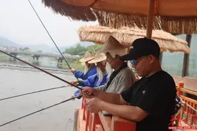 五一“趣”湖南㉖|与“姜太公”钓鱼、看大型歌舞、摘乡野蔬果，宁乡炭河古城迎来如潮游客图片