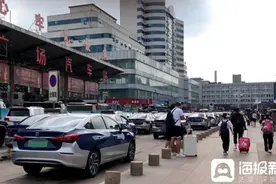 记者实探济南新能源出租车降低“回空费”后：机场—济南站打车能省三四十元，短途影响不大图片