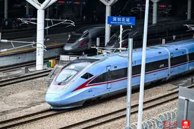 7月1日起深圳北至长沙南开行整点快车，每日往返8列图片