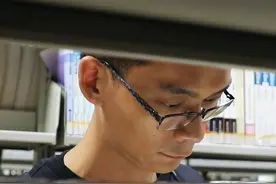 人间·溯光2024②｜35岁上大一的唐尚珺：高考题有答案，关于未来却没有参考答案图片