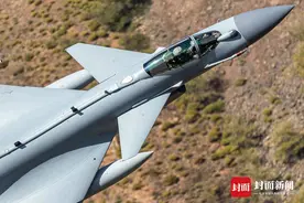 酷！歼10首飞27周年 精彩图集来了图片