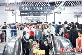 392万人次！长沙地铁线网单日客流量刷新历史纪录图片