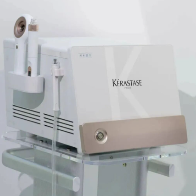 CIIE倒计时｜“想在哪按就在哪按”的行走按摩椅，1次护理发量暴涨的防脱魔法，卷出新高度的手术机器人…随申Hi提前解锁进博惊喜