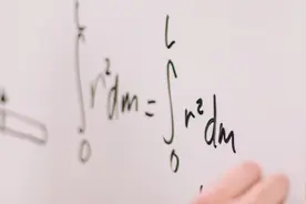 2025年，AI应用的爆款公式只有一个图片