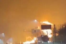 山东东营一油罐车起火 官方回复“很快被扑灭，没有人员伤亡”图片