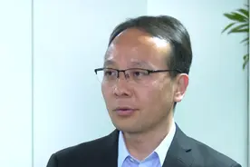 +什么？怎么+？一文读懂政府工作报告中“人工智能+”的含义→图片