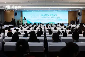 杭州发布全国首张“七码合一”疫苗身份证 接种次日手机可查图片