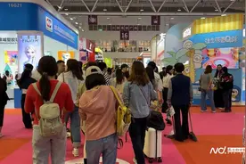 潮玩市场去年规模超720亿，玩具厂家花式推新品、降价抢客图片