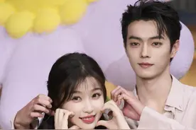 《你好，星期六》迎来春日逆袭赛，虞书欣的耳语让许凯大获全胜图片