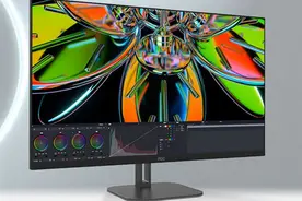 AOC新款32寸显示器上市图片