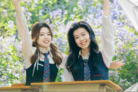 以爱为名探析母女关系，快手星芒短剧《我和女儿坐同桌》开播图片