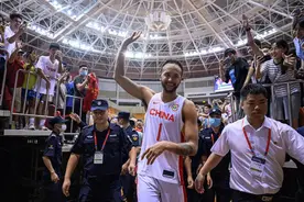 不再代表中国男篮比赛？李凯尔发文澄清：等不及再次穿上国家队战袍图片