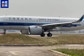 首批200名缅甸妙瓦底中国籍涉诈嫌犯今天陆续押解回国图片