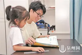 休学与病魔抗争两年，不惧病痛奋起直追——阳光男孩逆境中绽放图片