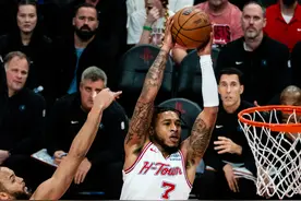 （体育）篮球——NBA常规赛：森林狼胜火箭图片