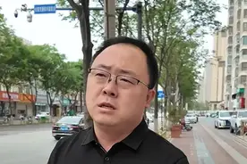 因记错号码错缴话费3298元想讨回，电信公司称无权限解决，记者介入后剩余费用已补回图片