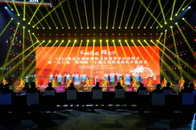 打造夜经济圈新IP  四川宜宾筠连县“五尺道·筠州驿”开街图片