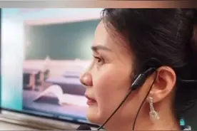 “我想点最后一次名”！高三“最后一课”师生哭花脸，愿学子们金榜题名，前程似锦图片