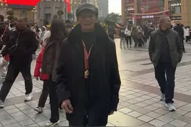 急寻！90岁老人在重庆解放碑丢失抗美援朝出国作战纪念章图片