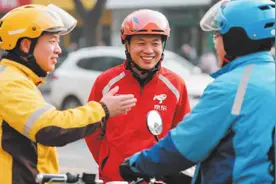 叫板美团和饿了么，京东进军外卖市场 送餐哪家强？外卖平台现“三国杀”图片