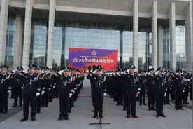 滨州阳信公安局开展主题活动 庆祝第五个中国人民警察节图片