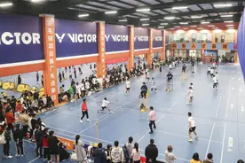 2024汤尤杯临近 成都羽球氛围浓图片