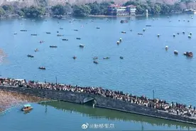 又又又挤爆了！这些地方人山人海！多地紧急提醒：已售罄图片