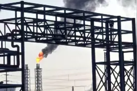 真相来了丨网传某地化工厂“火灾”？实为废气正常燃烧图片