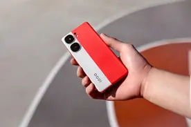 iQOO Neo9系列真机公布：提供素皮拼接/玻璃版本图片