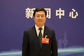 两会会客厅 | 专访济南市人大代表，市中区委副书记、区长孟庆顺：以“项目提升年”为总牵引，推动“二次创业”向新起势图片