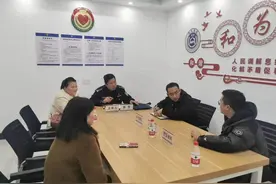 民警老汪七天办成大事，后续收获是报警数一降再降，秘诀何在？图片