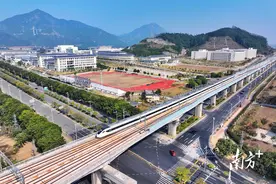 广清城际铁路北延线开通运营，提速驶往“广清半小时生活圈”图片