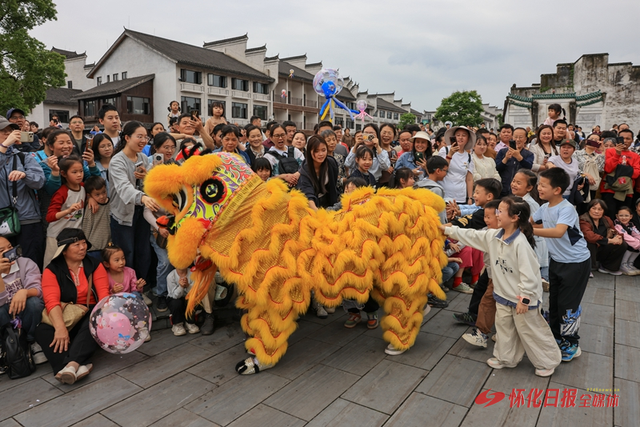 非遗赋能千年商城 洪江古商城“五一”文旅市场“活力”四射