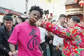 “卤鹅哥”五城投喂“甲亢哥”，谁是赢家？图片