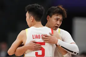 （体育）篮球——亚洲杯预选赛：中国队胜日本队(4)图片