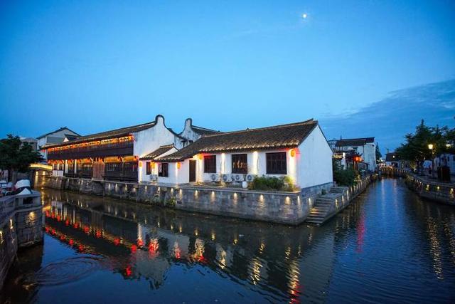 新场古镇与江浙12个古镇携手申报世界文化遗产，取得这两项阶段性成果