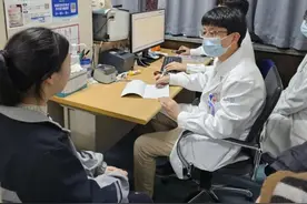 女孩拍完写真照，全身出红疹！还有多人中招图片