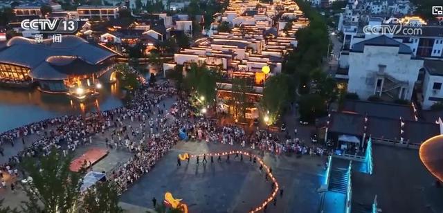 各地夜间文旅消费持续升温：多元业态融合推动夜间消费活力释放