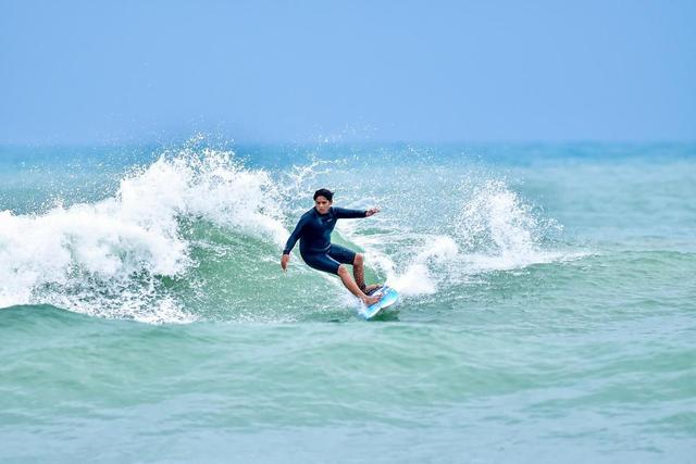 逐浪万宁！2025世界冲浪联盟积分巡回赛燃情启幕