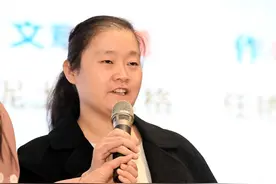 任艳苓：我们都是泥土的子孙，都是这块土地上的耕读者图片