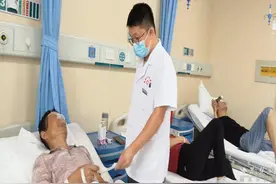 “红包”变成住院费！给安陆这位医生点赞图片