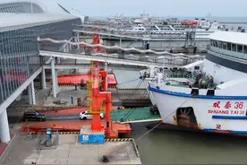 2025年春运期间琼州海峡北岸港口实施全面预约过海图片