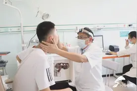 如果喷嚏打不停 可能是过敏性鼻炎！图片